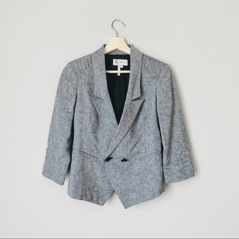 {BCBG} Grey Linen Cropped Blazer